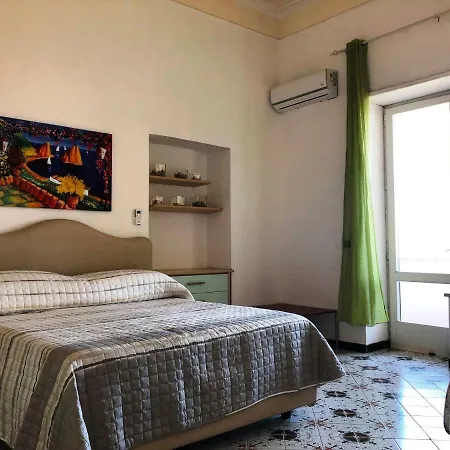 Regina Di - Truglio-